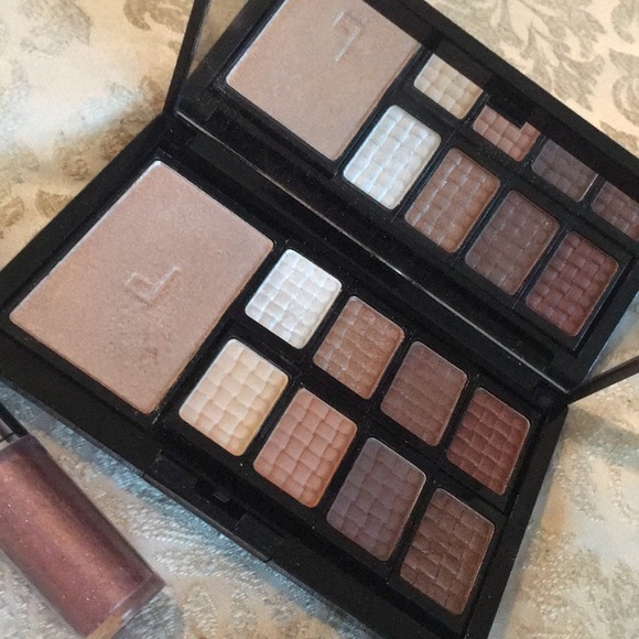 Makeup Bundle!!! - Picture 2 of 5